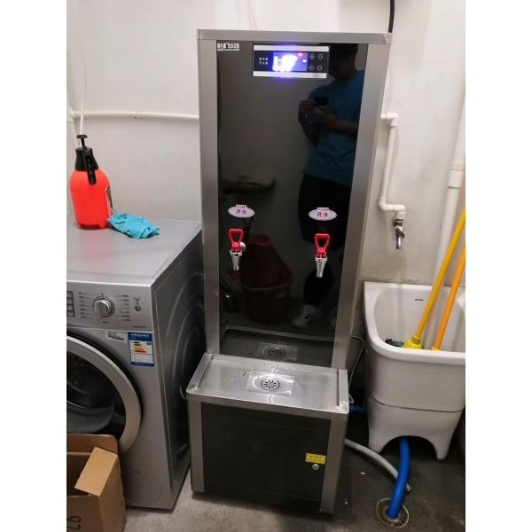 某政府單位集中灌裝和分機(jī)取水案例